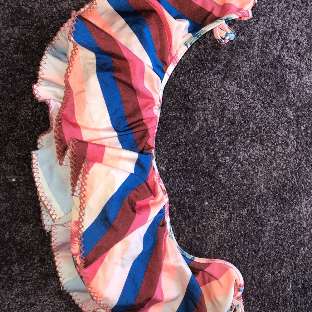 Off the shoulder multicolor bikini top medium